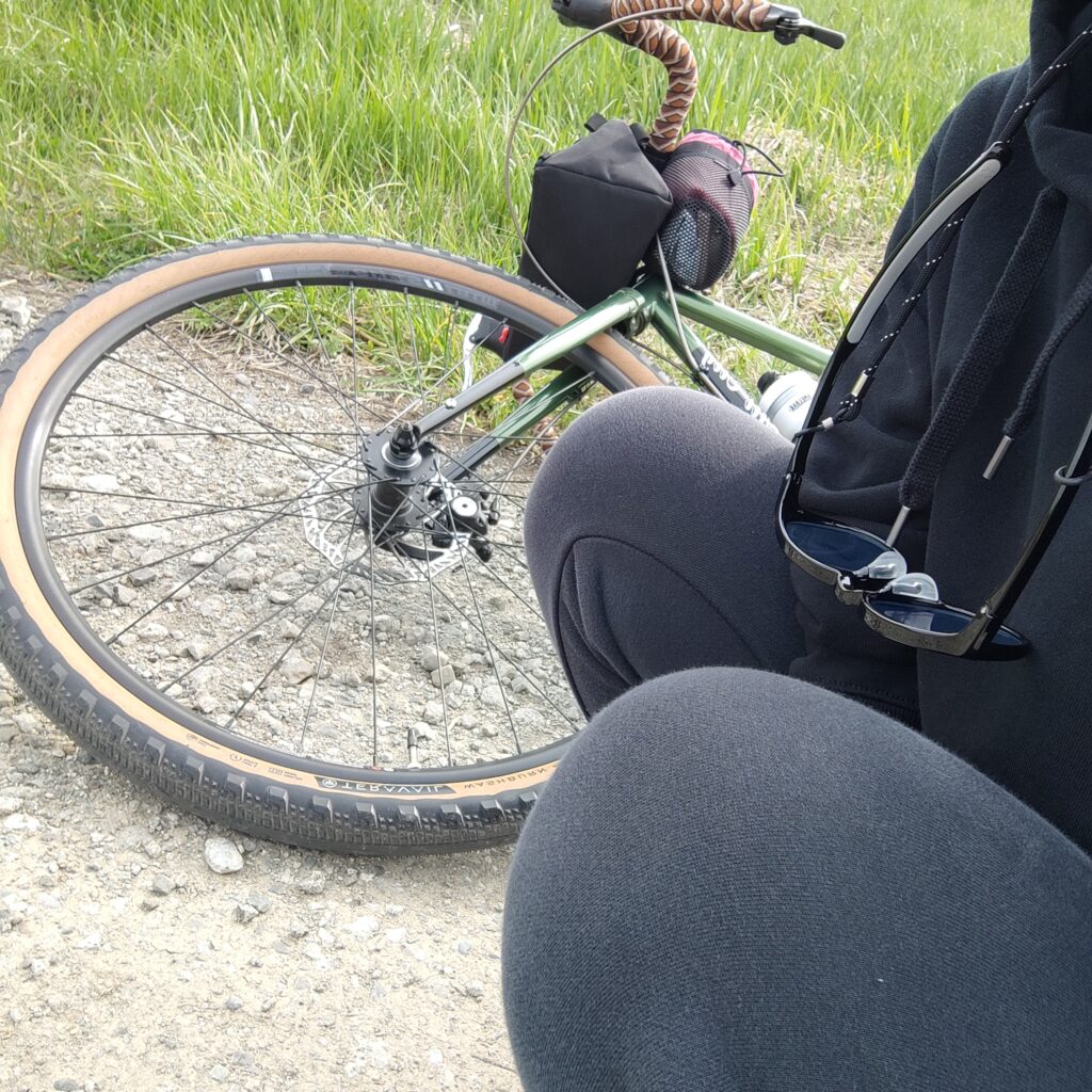 自転車とSolaizサングラスの画像